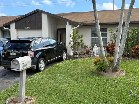 15708 Bottlebrush Cir Delray Beach FL 33484