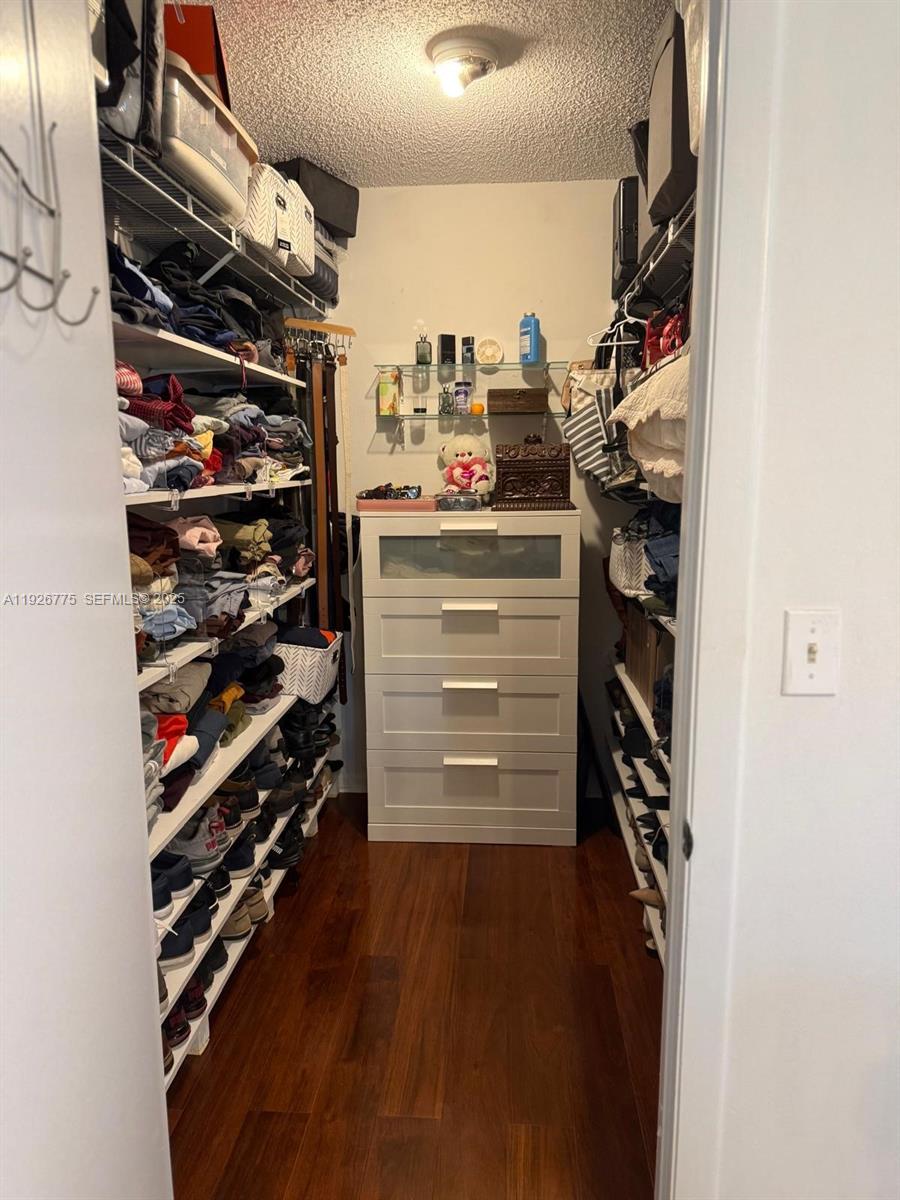 KINGS POINT 2 - Residential