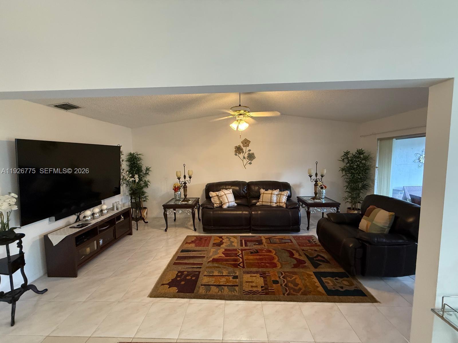 KINGS POINT 2 - Residential