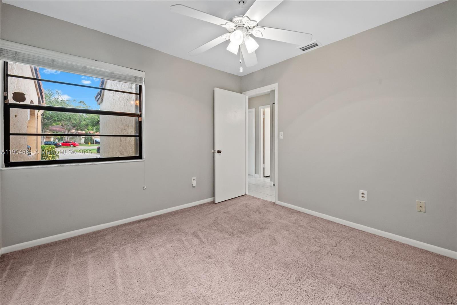 THE MOORS TOWNHOUSES - Residential Lease