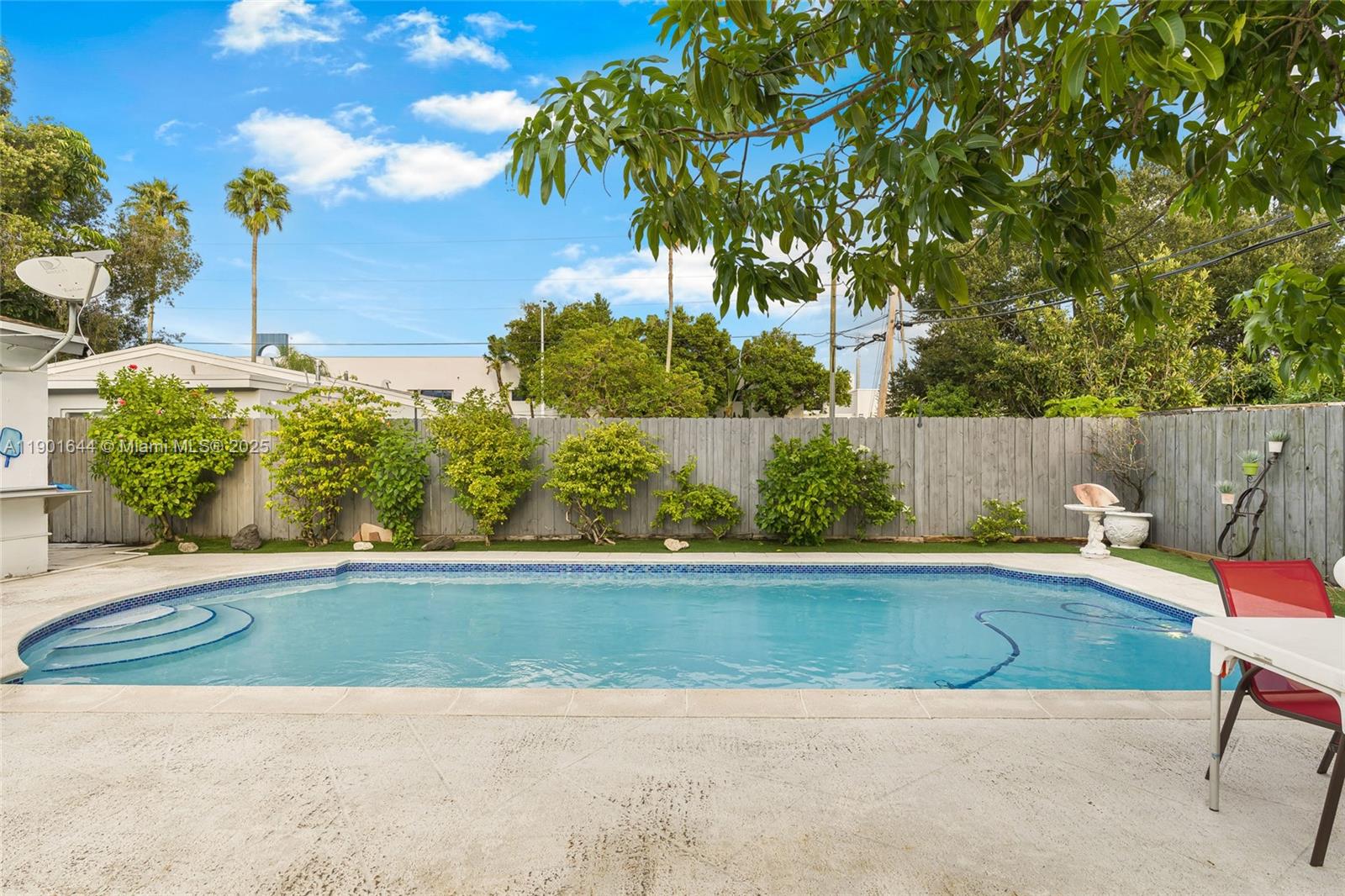 PALM LANE HOMES IN MIRAMA - Residential