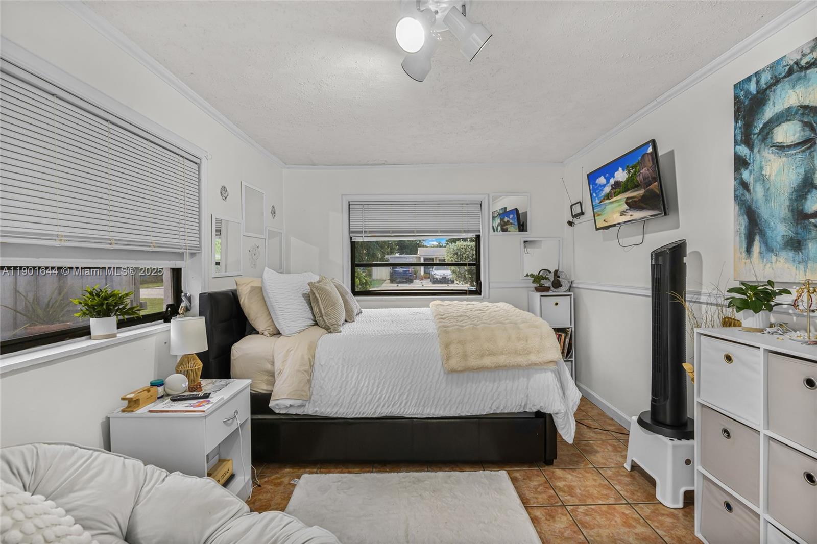 PALM LANE HOMES IN MIRAMA - Residential