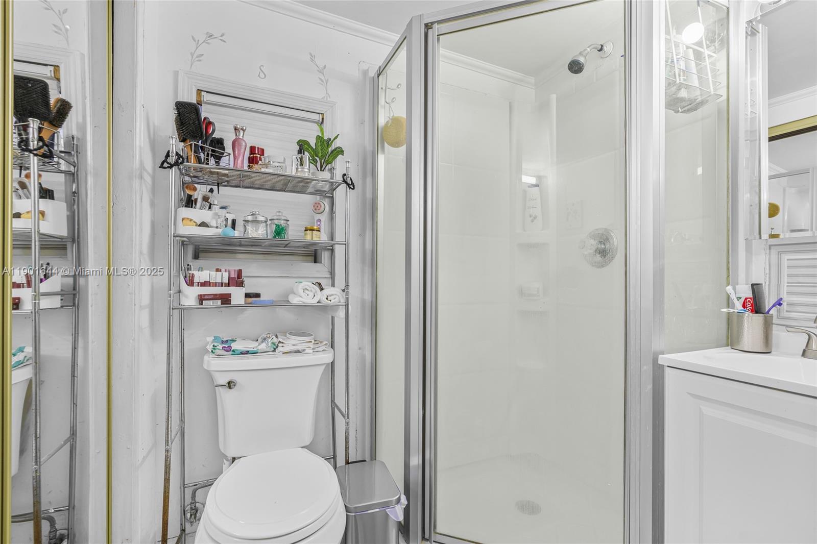 PALM LANE HOMES IN MIRAMA - Residential