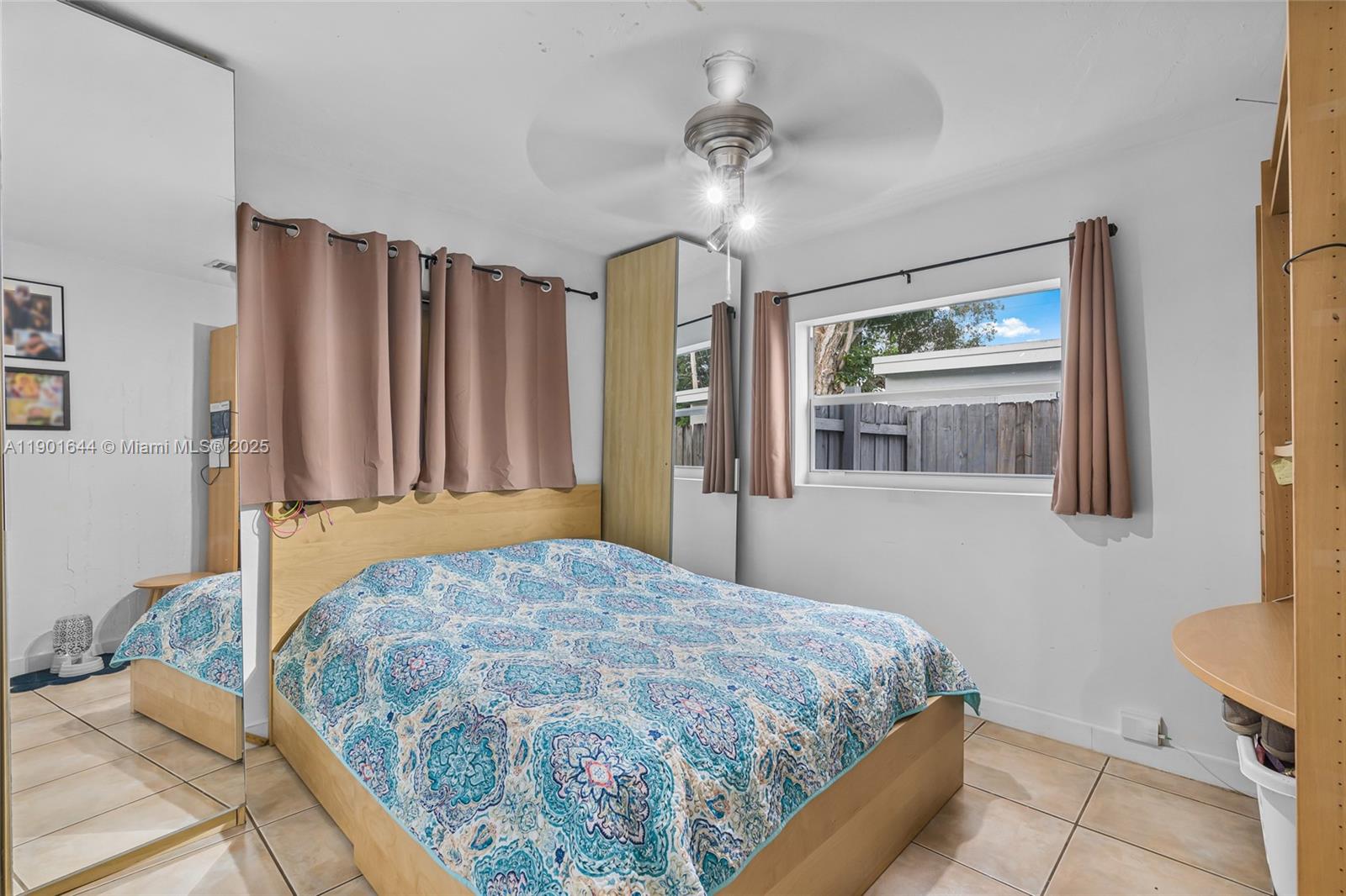 PALM LANE HOMES IN MIRAMA - Residential