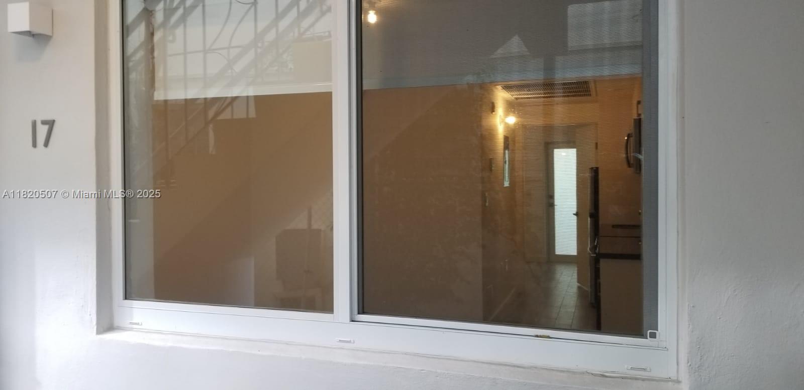 1035 EUCLID CONDO - Residential Lease