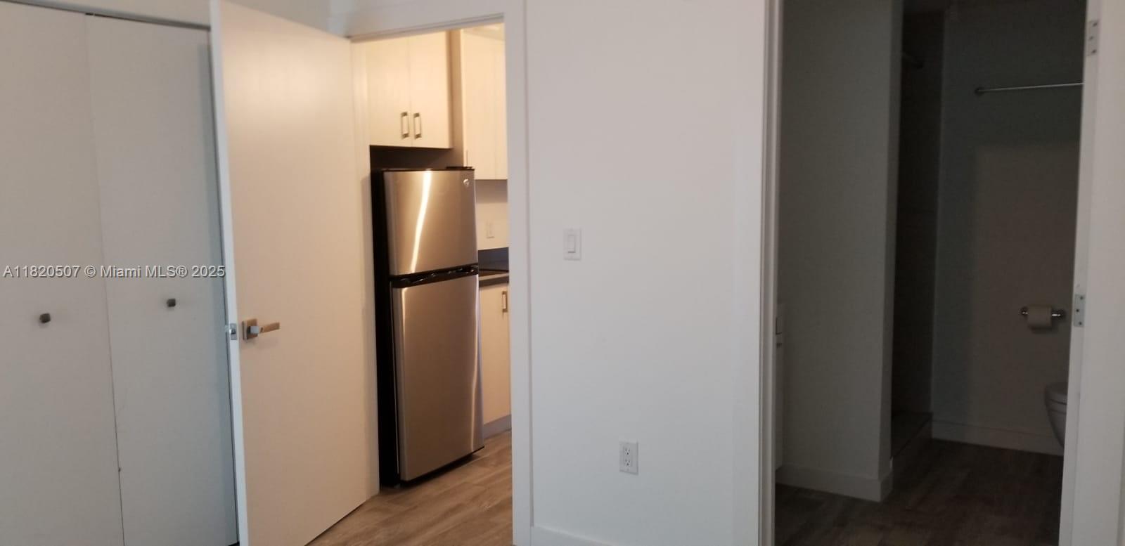 1035 EUCLID CONDO - Residential Lease