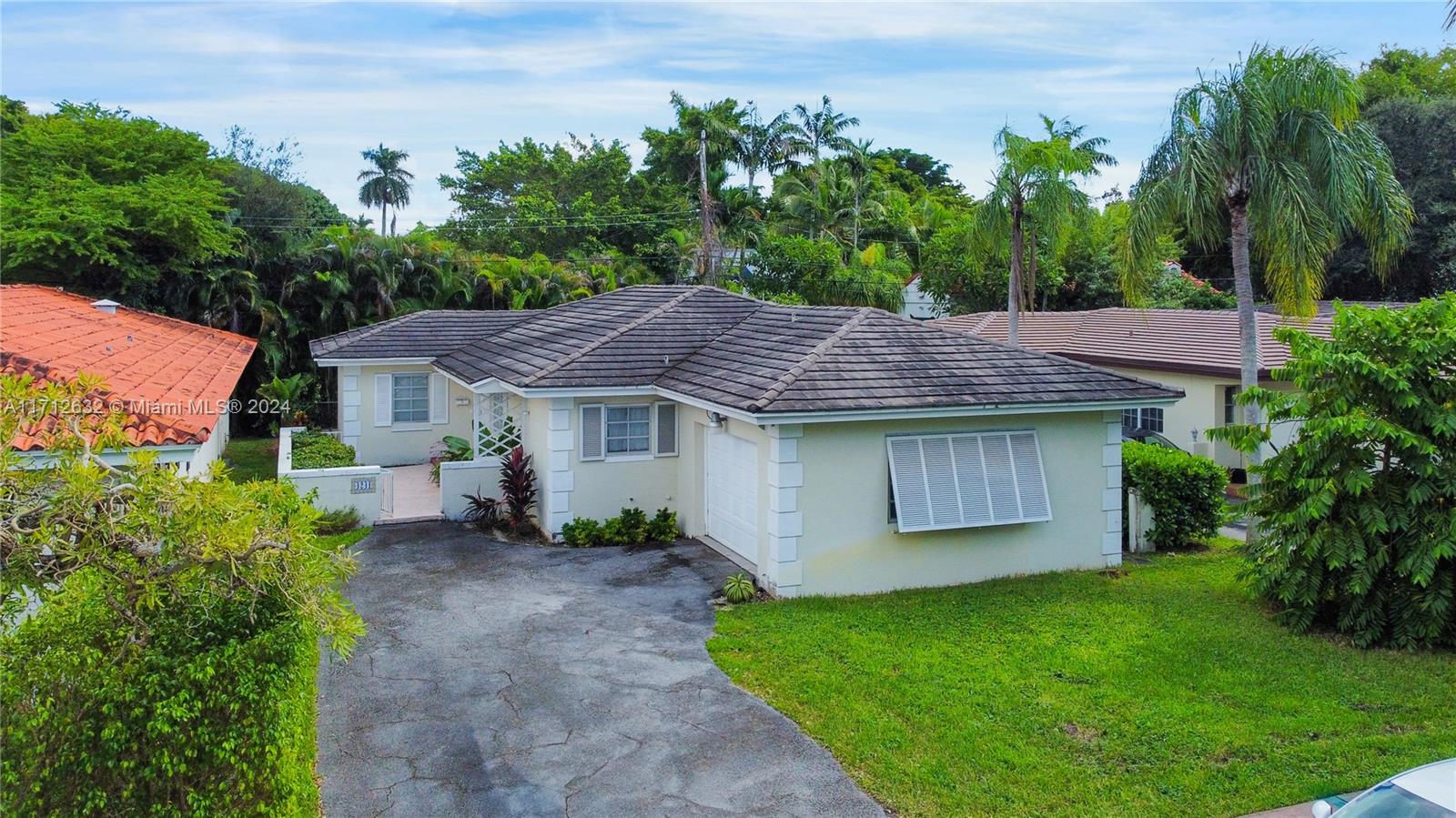 CORAL GABLES COUNTRY CLUB - Residential
