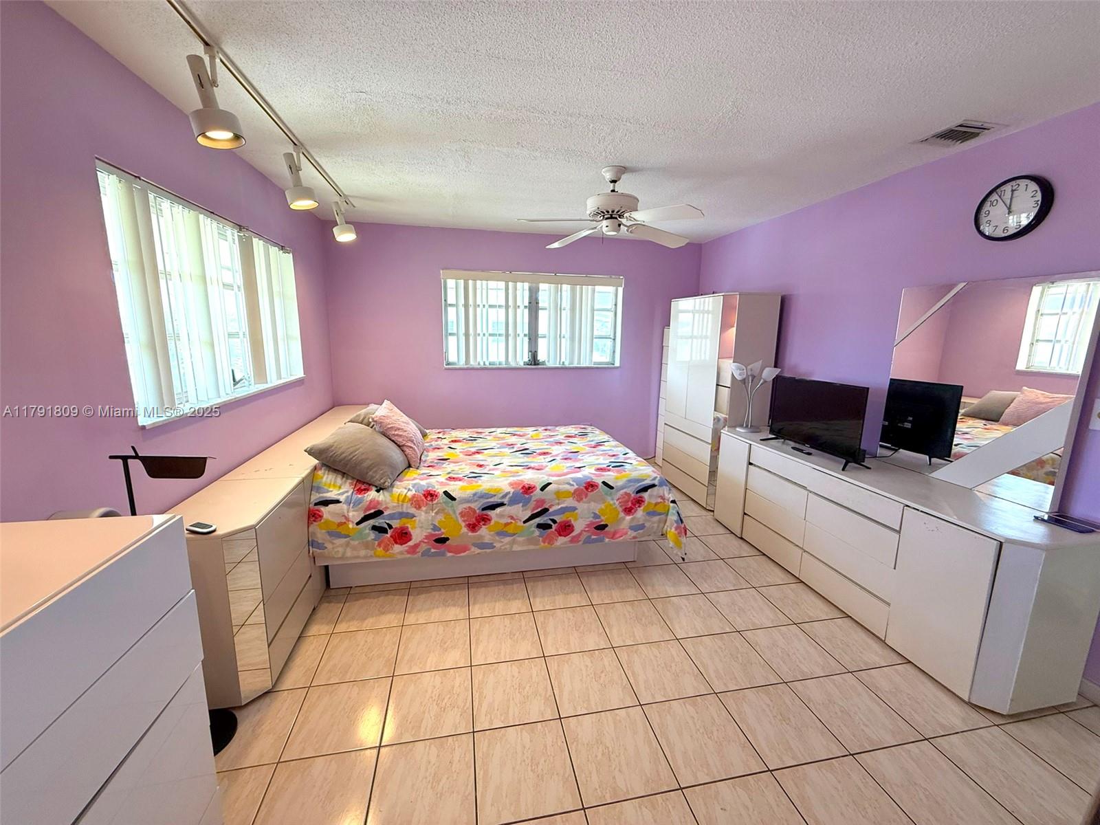 MAR-LEN GARDENS NO 9 CORP - Residential