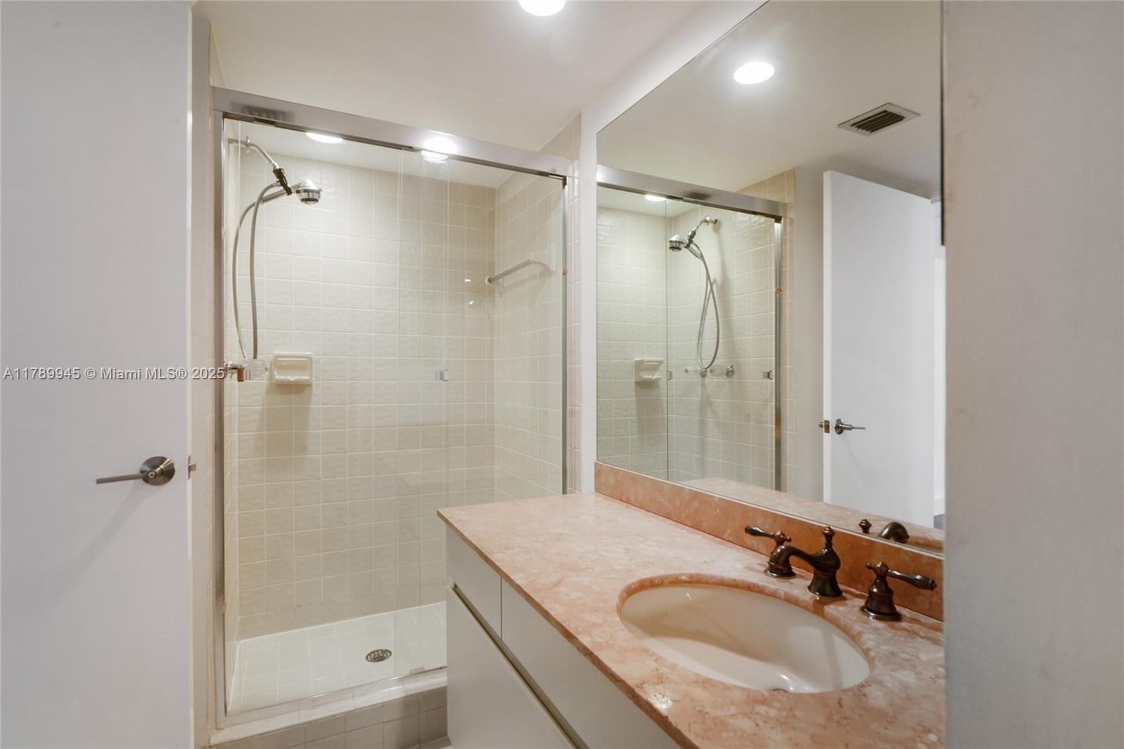 3769 NE 209th Ter