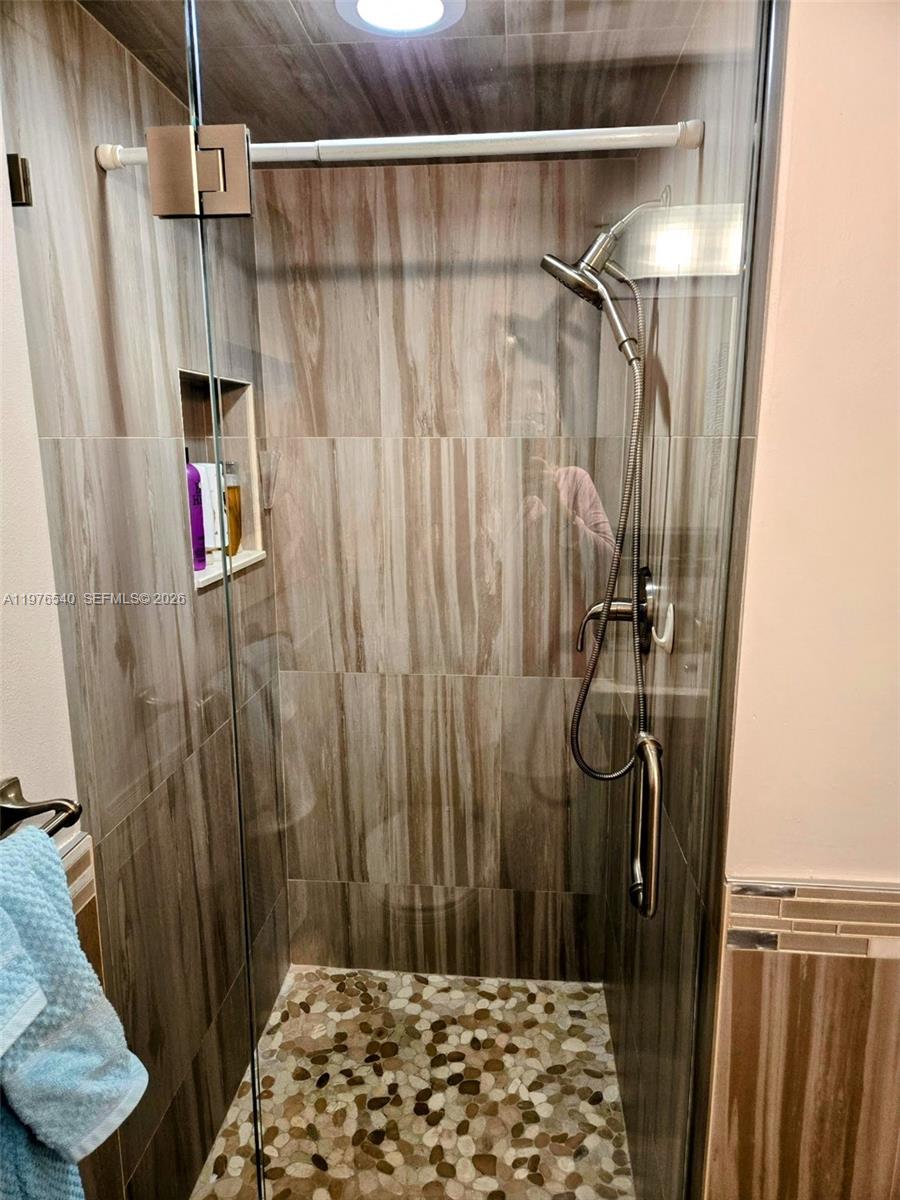 ARROWHEAD CONDO NO I - Residential