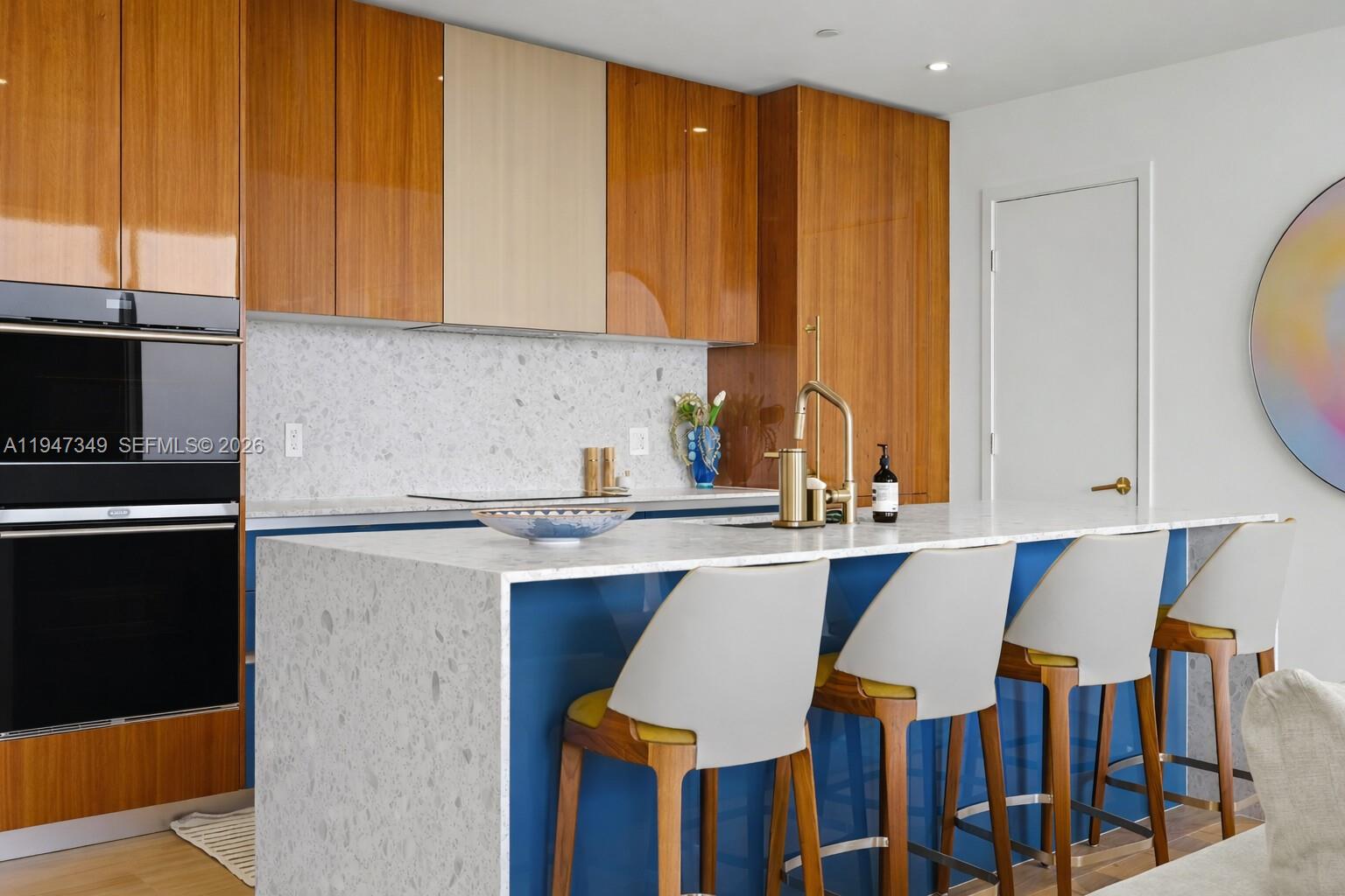 2678 Tigertail Ave 1806