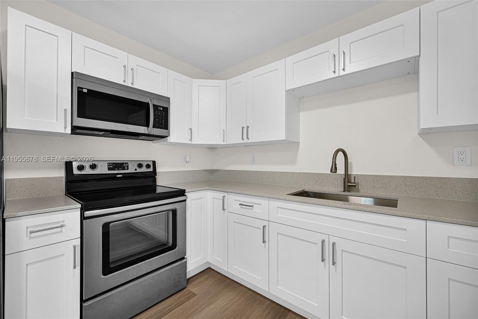 BAYVIEW ACRES - Residential Income