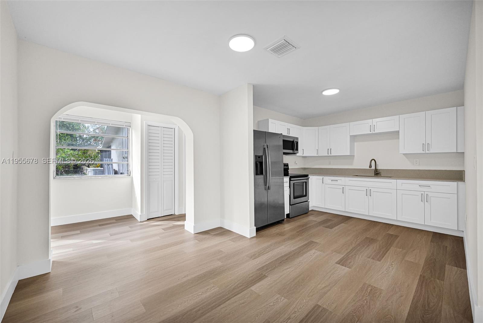 BAYVIEW ACRES - Residential Income