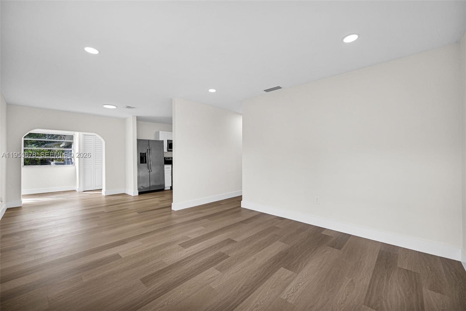 BAYVIEW ACRES - Residential Income