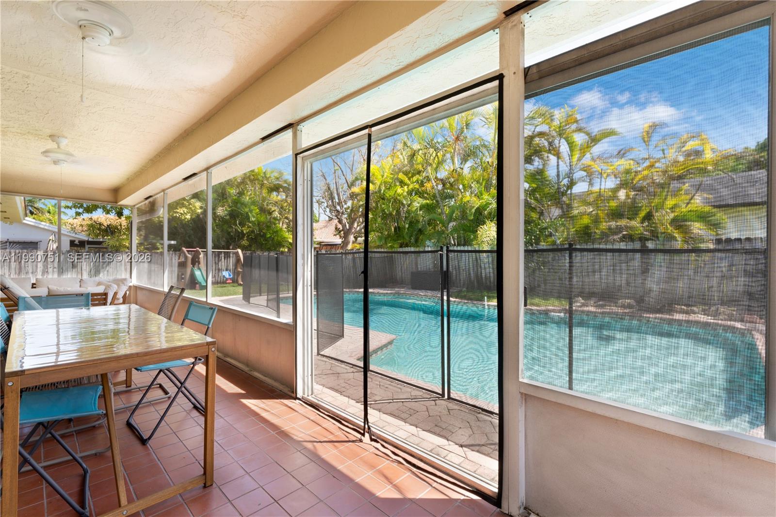 ROCKDALE GARDENS - Residential