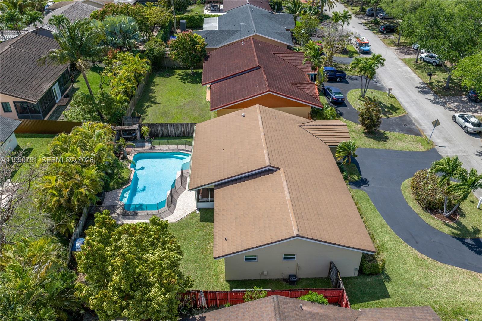 ROCKDALE GARDENS - Residential