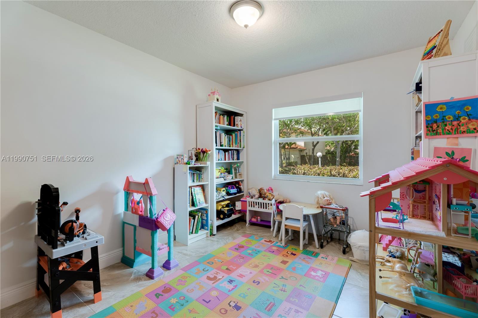 ROCKDALE GARDENS - Residential