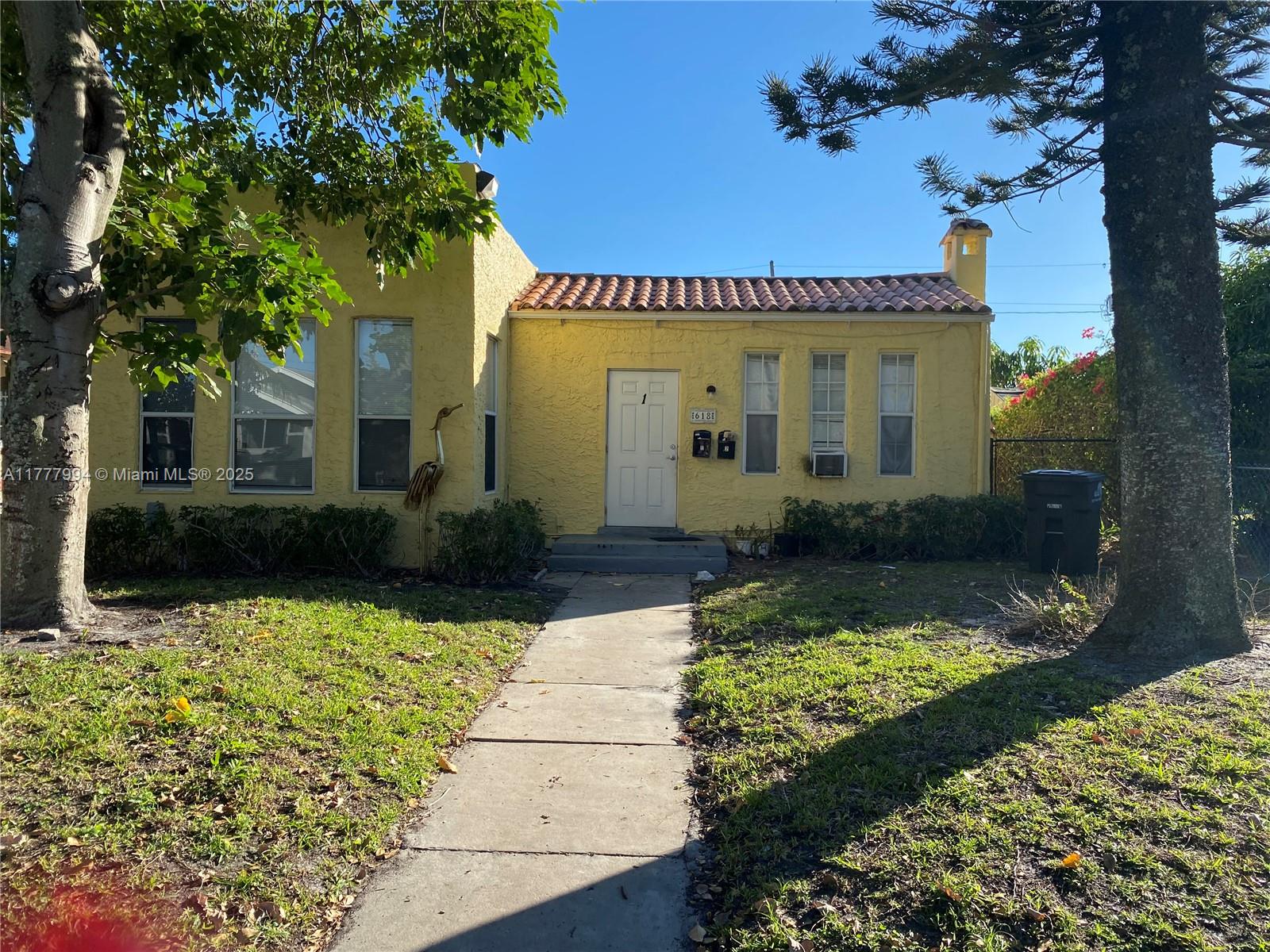 Apartment for rent 1 bedroom 1 bath In Northwood Pines historic district - just walking distance from the new Northwood Village development on 25th Street. Minutes away from downtown West Palm & Clematis. 8 Minutes away from the Palm Beach Lakes outdoor Mall. The apartment has new Vinyl in the bedroom & tile floor in the living room, Impact windows. Gas stove, covered porch parking for 1 vehicle, groomed backyard, Landlord pays pest control, lawn-maintenance and gas. perfect for a single person or a couple. Pet welcome with restrictions. Easy rental. FYI the unit being rented is in the back of the property not the front. This is a triplex property other two units are rented.