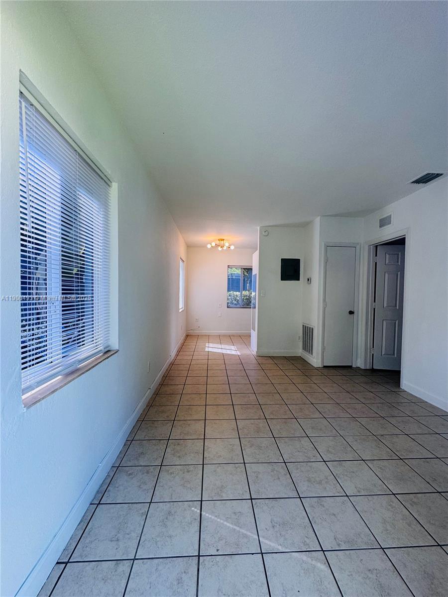 HAMPSHIRE HEATH - Residential Lease