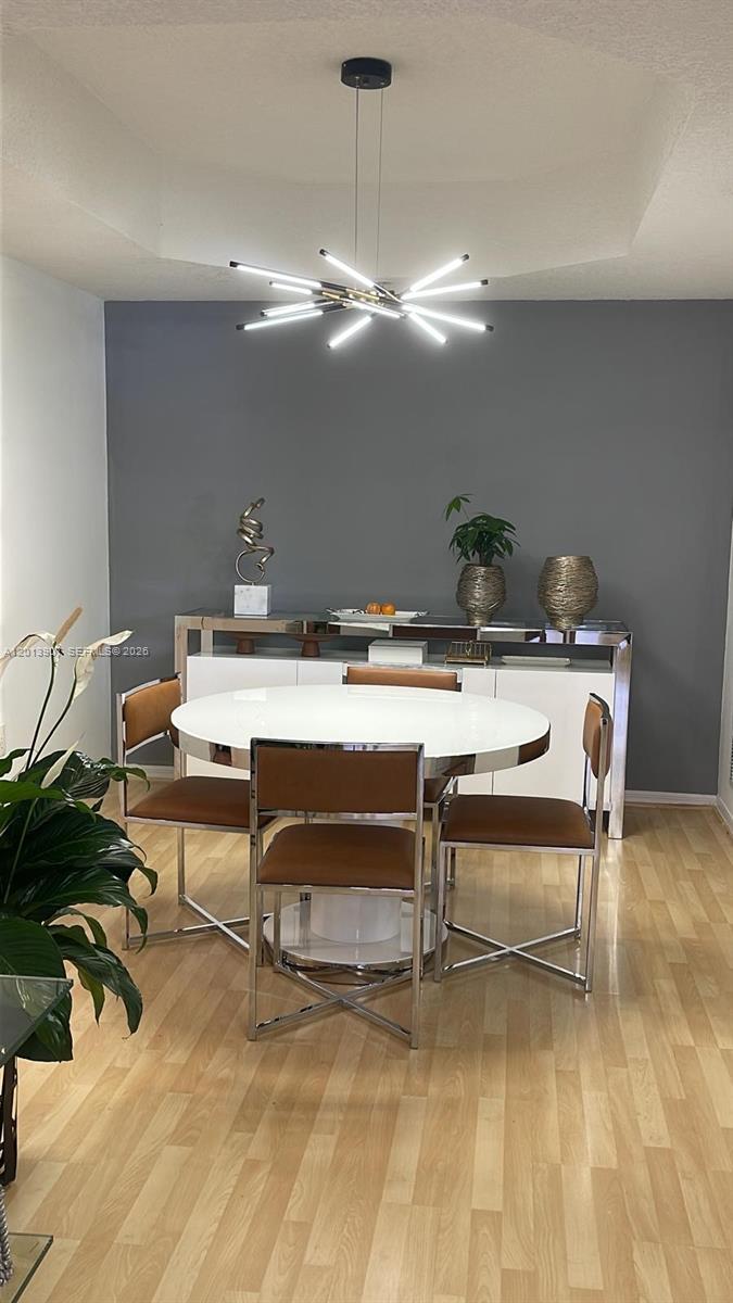 THE COURTS AT DORAL ISLES - Residential Lease