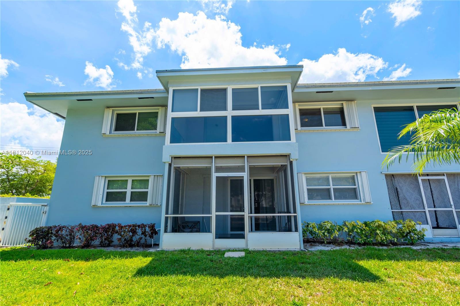 SHERWOOD HOUSE APTS CONDO - Residential Lease