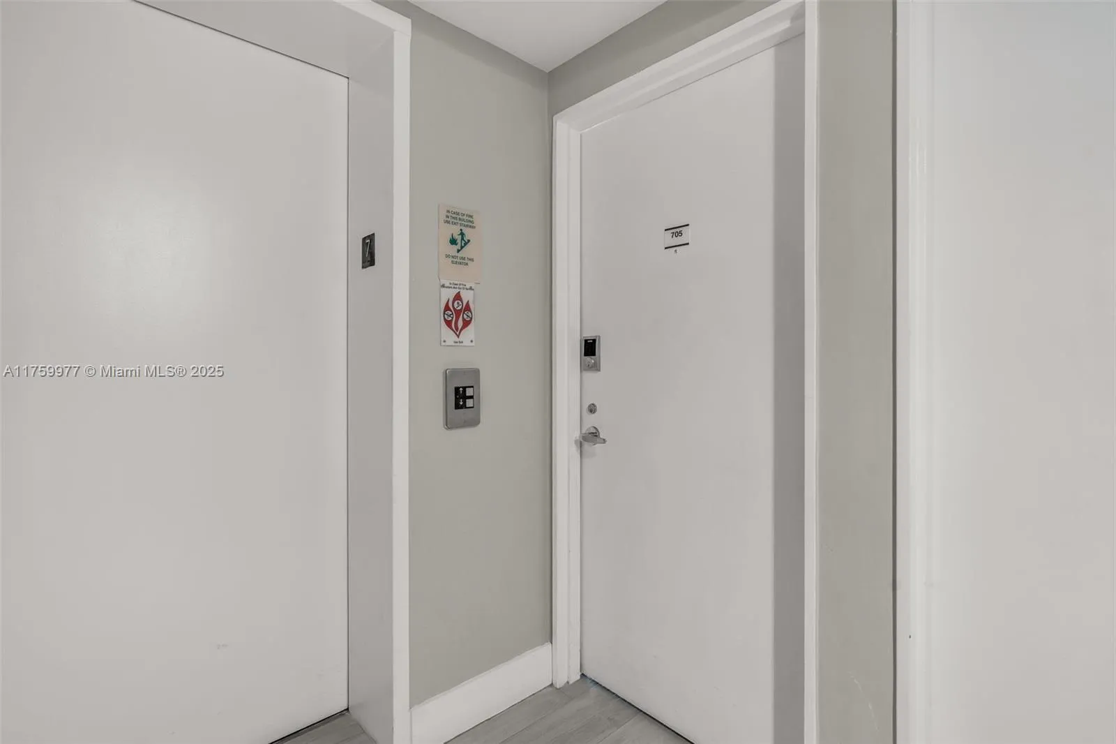 Miami Beach, Florida 33140, United States, 2 Bedrooms Bedrooms, ,2 BathroomsBathrooms,Residential,Active,85838