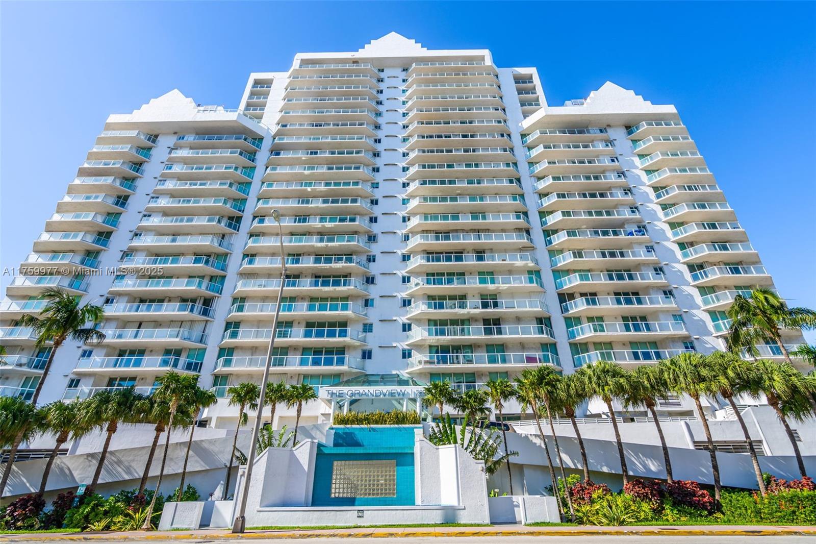 Rental Property at 5900 Collins Ave 705, Miami Beach, Miami-Dade County, Florida - Bedrooms: 2 
Bathrooms: 2  - $4,250 MO.