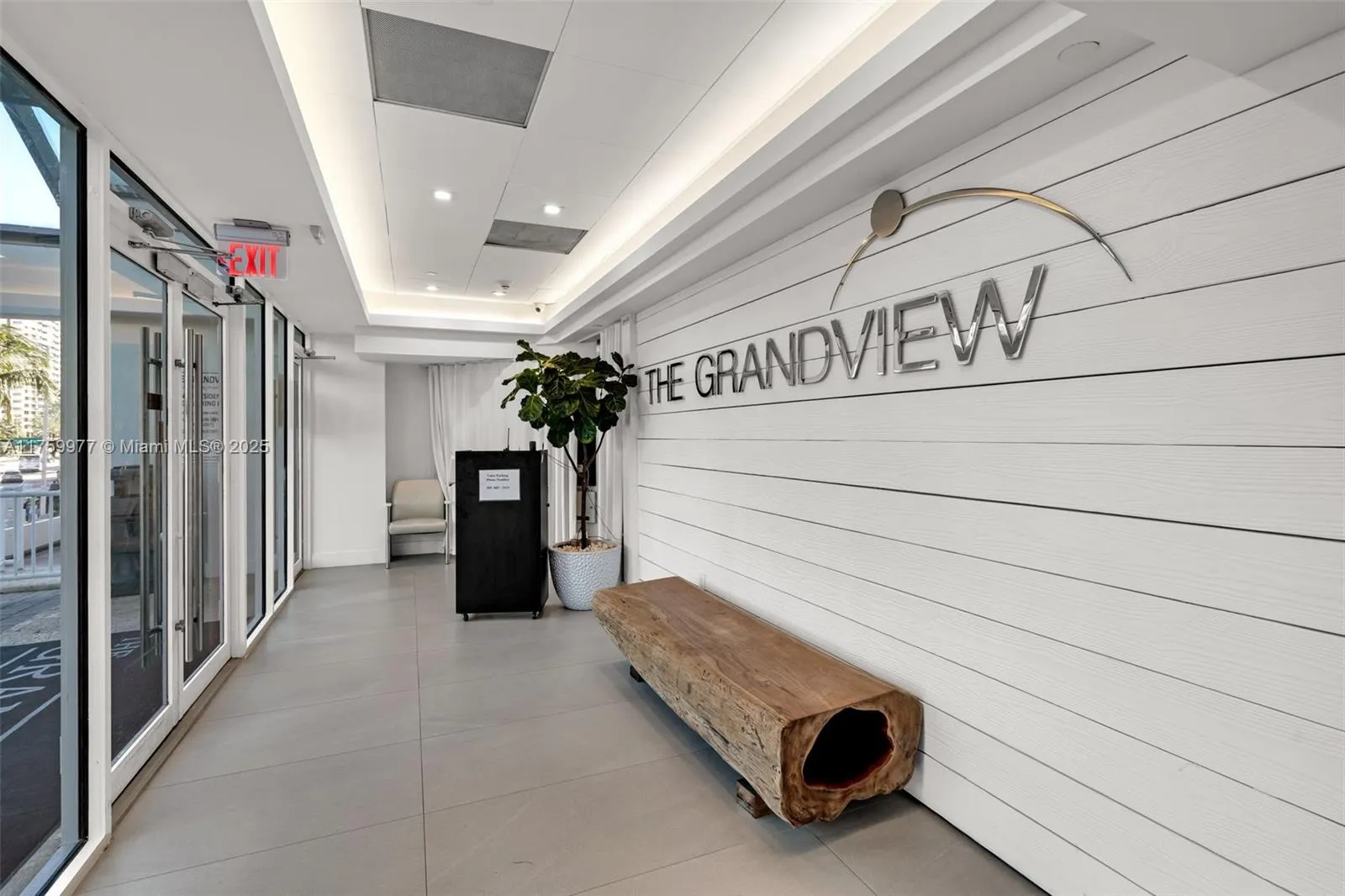 Miami Beach, Florida 33140, United States, 2 Bedrooms Bedrooms, ,2 BathroomsBathrooms,Residential,Active,85838