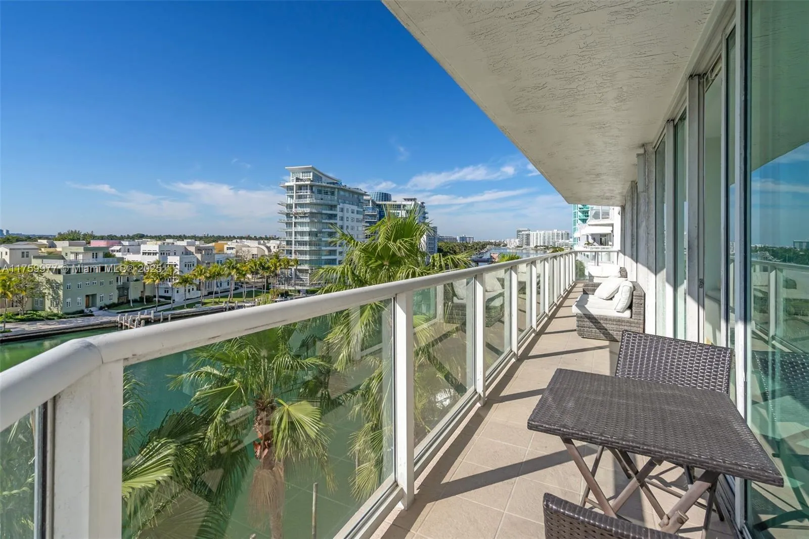 Miami Beach, Florida 33140, United States, 2 Bedrooms Bedrooms, ,2 BathroomsBathrooms,Residential,Active,85838