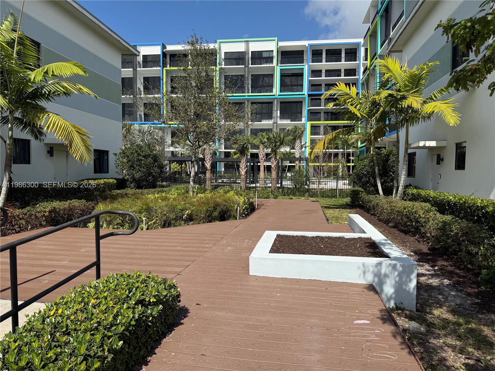 PLANTATION BUSINESS PARK - Residential
