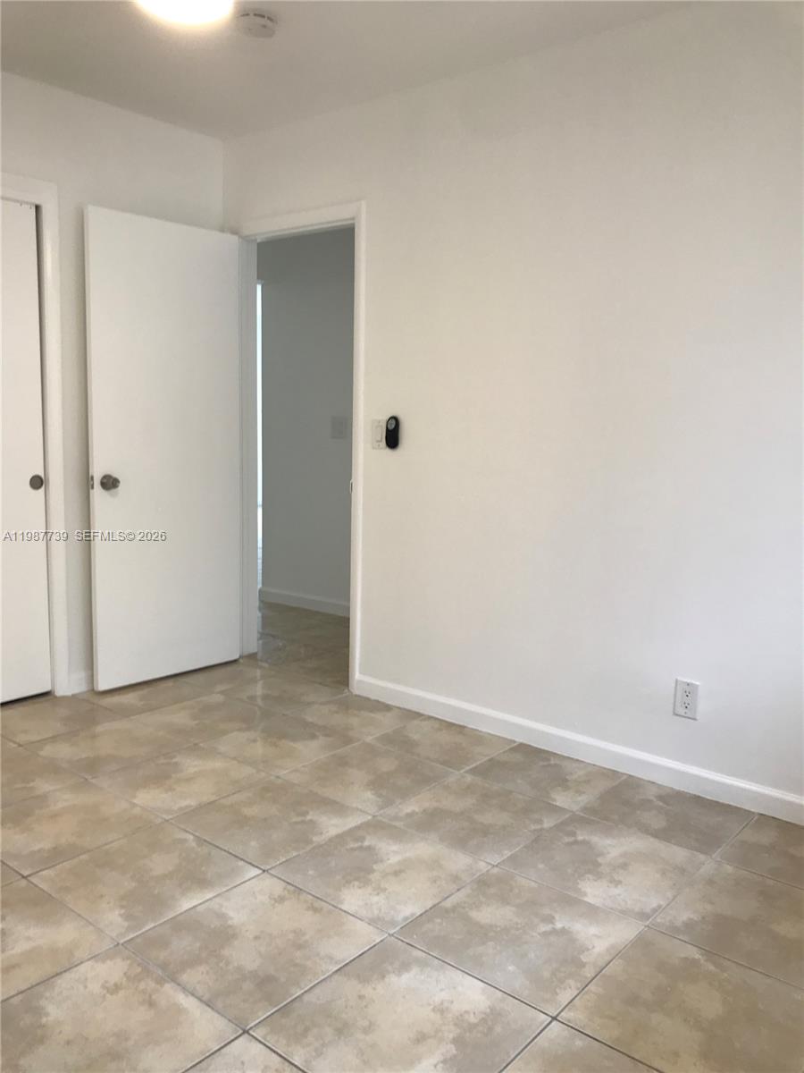 Hollywood Little Ranches - Residential Lease