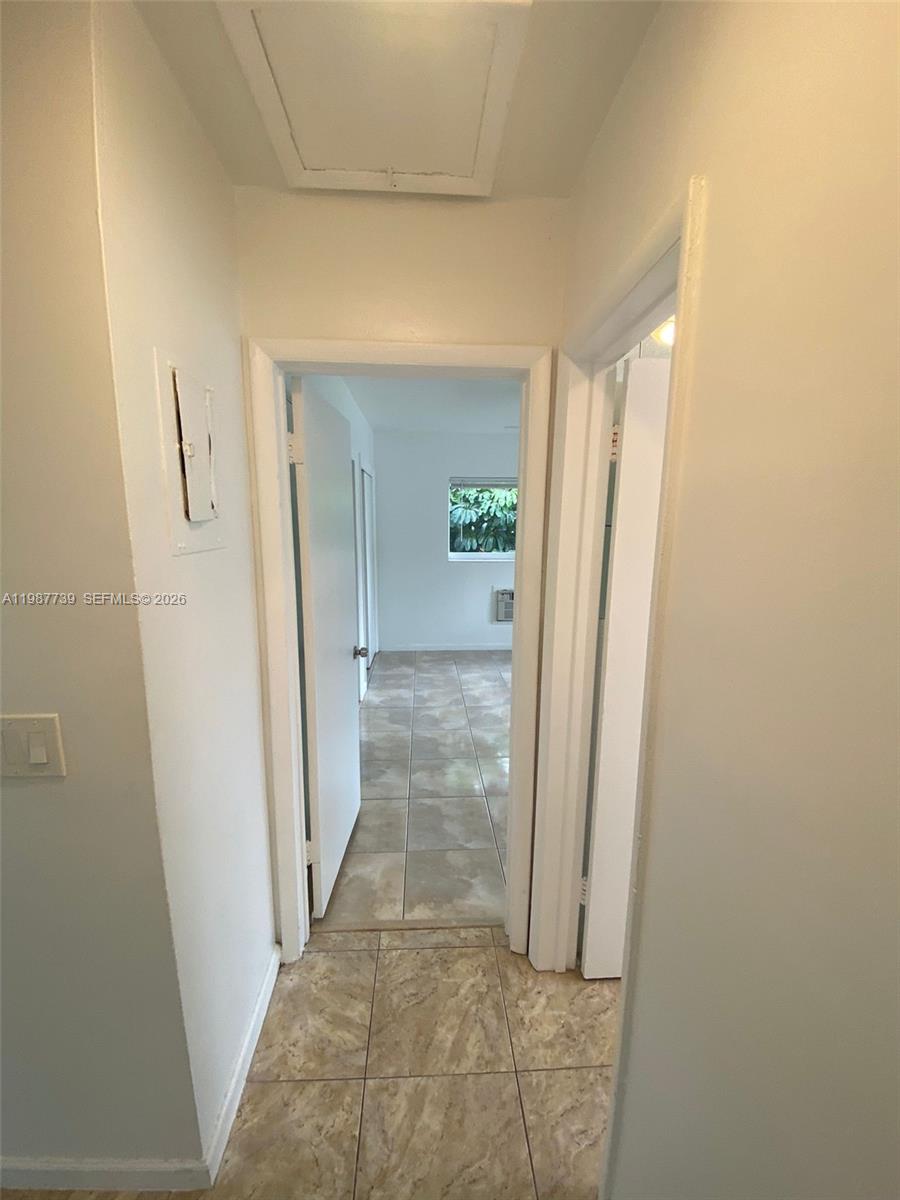 Hollywood Little Ranches - Residential Lease