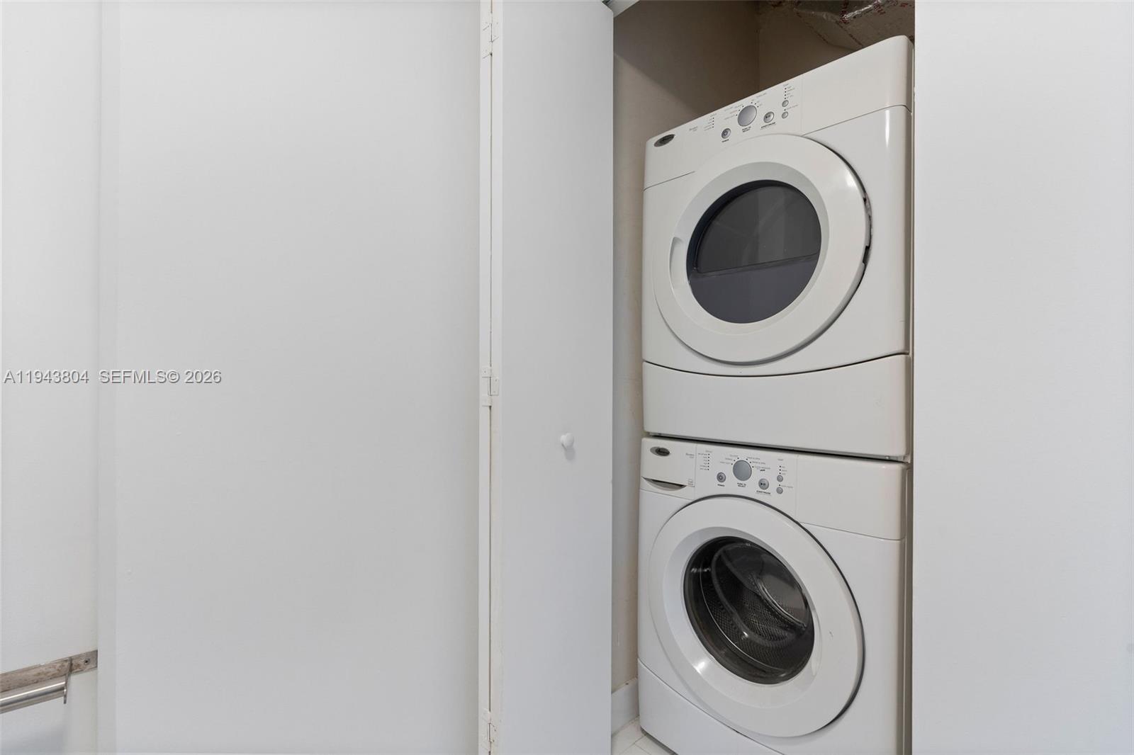 NEO VERTIKA CONDO - Residential