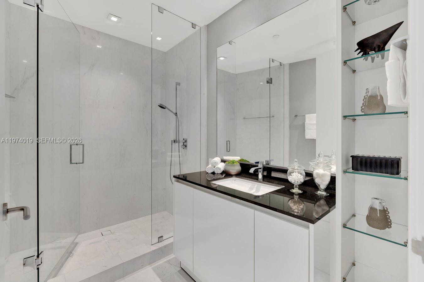 PORSCHE TOWER - Residential