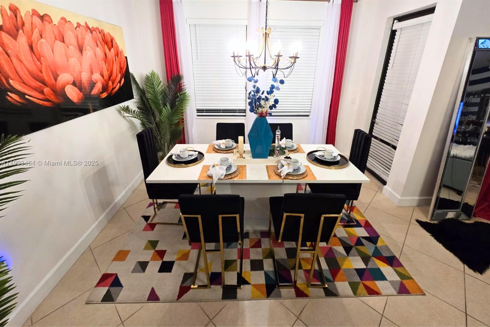 SAWGRASS LAKES - Residential