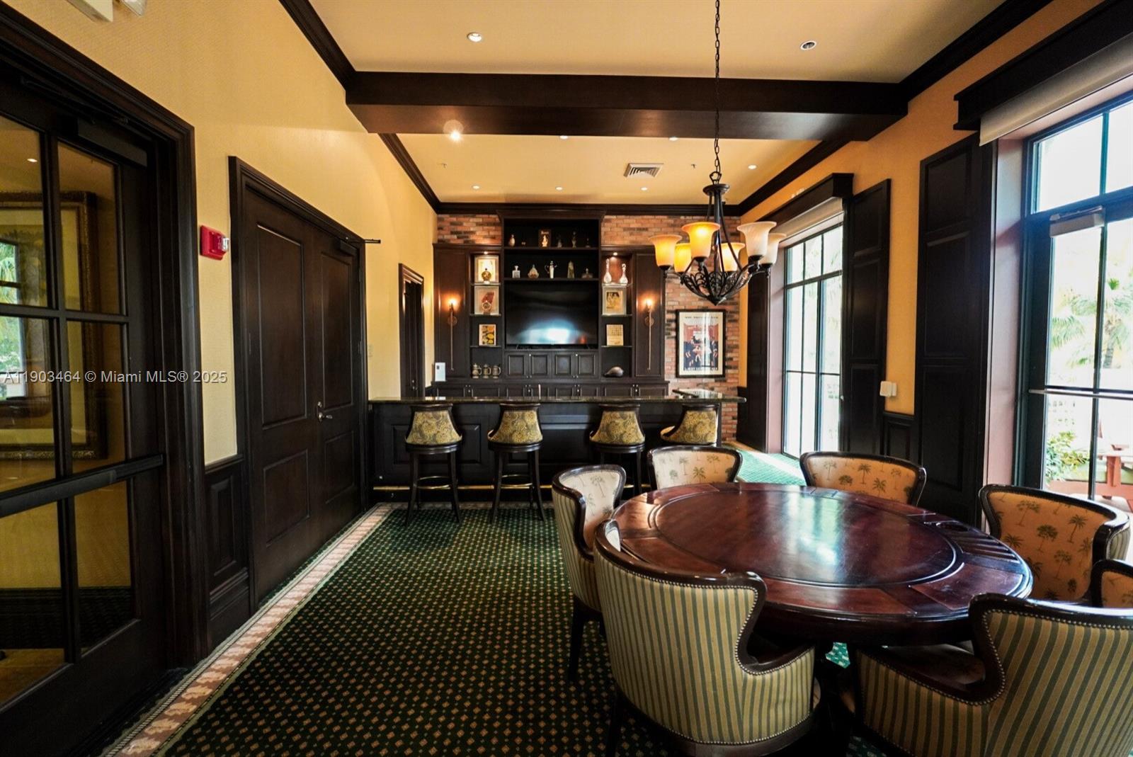 SAWGRASS LAKES - Residential