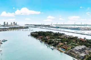 PALM ISLAND - Land