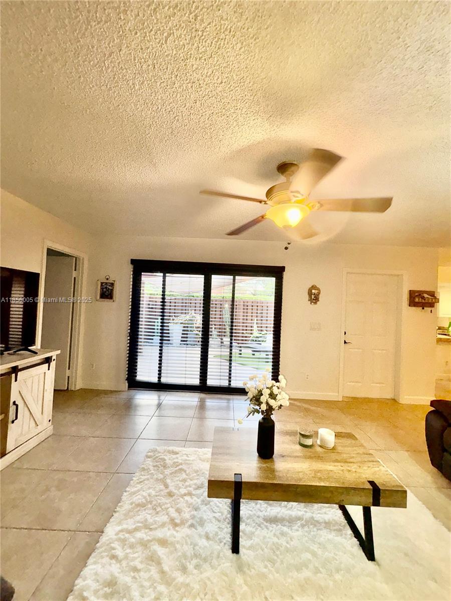 12006 SW 9th Mnr