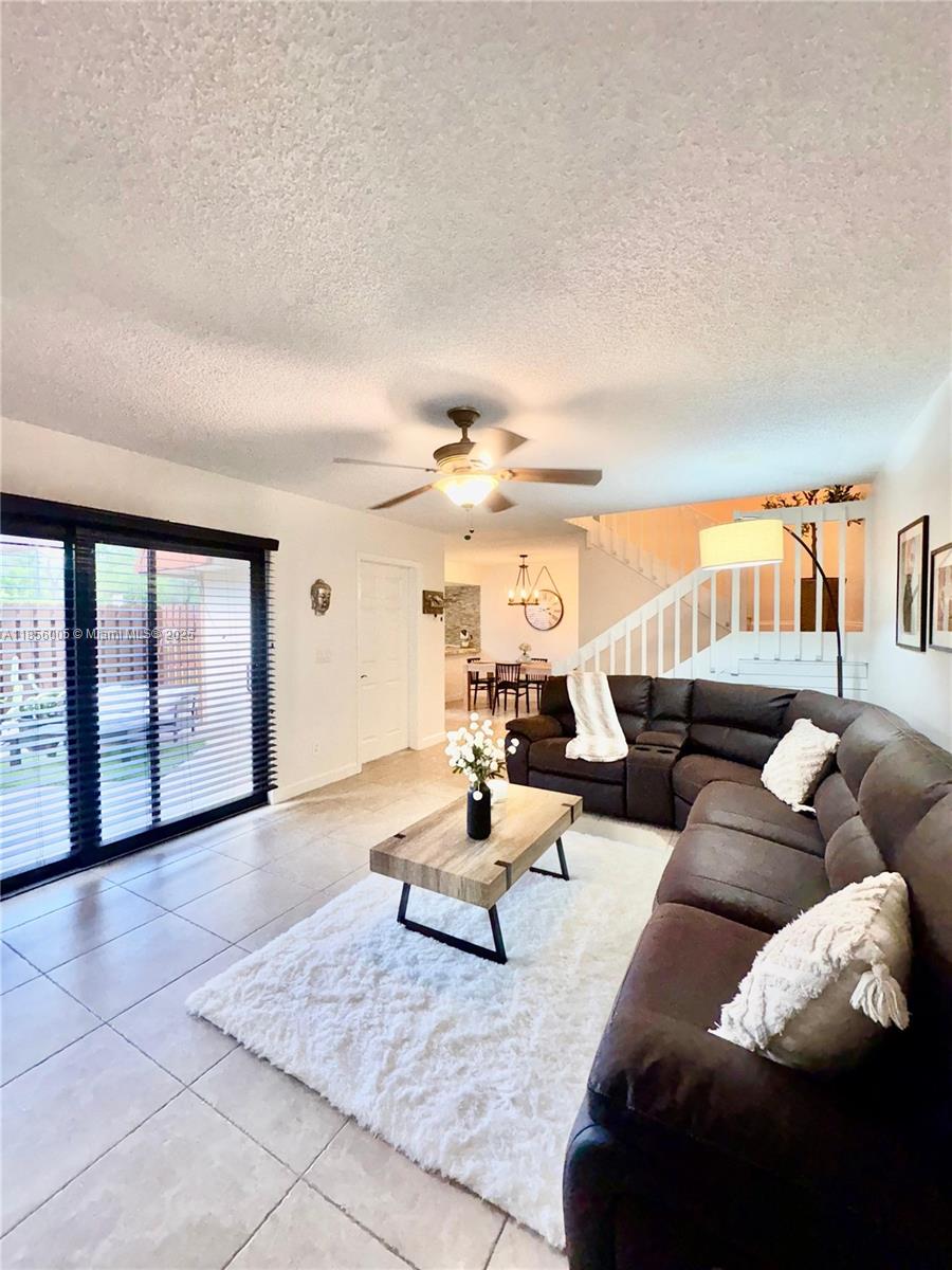 12006 SW 9th Mnr
