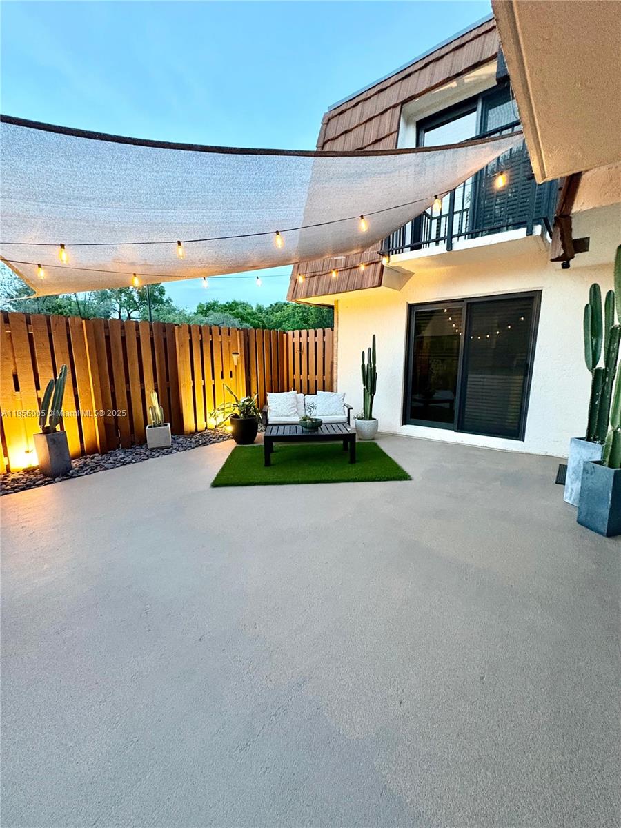 Spacious 2-level corner townhouse, fully furnished and move-in ready. Features hurricane-impact windows, a charming private patio, and an abundance of natural light. Located in a top-rated school district and close to all major highways, including 595, 75, and Turnpike, this home offers both comfort and convenience.