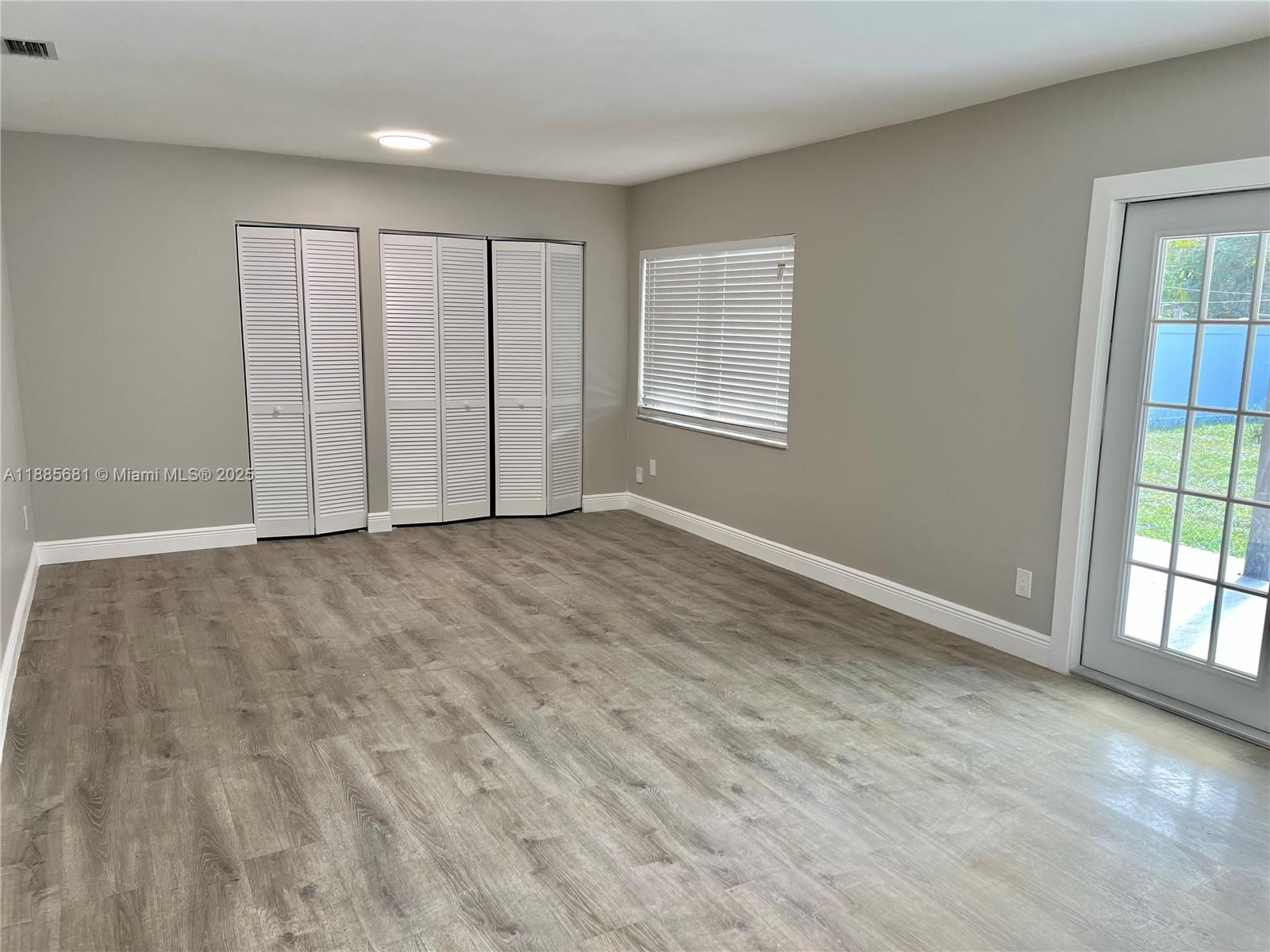 HOLLYWOOD BEACH HEIGHTS S - Residential Lease