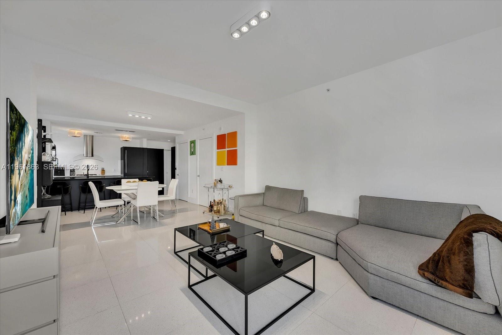 THE CARIBBEAN CONDO - Residential