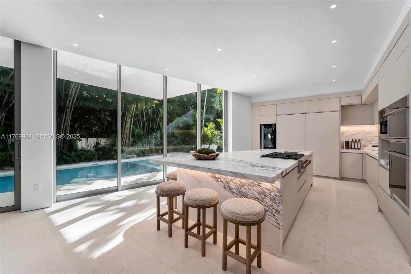 NATOMA MANORS RE SUB - Residential