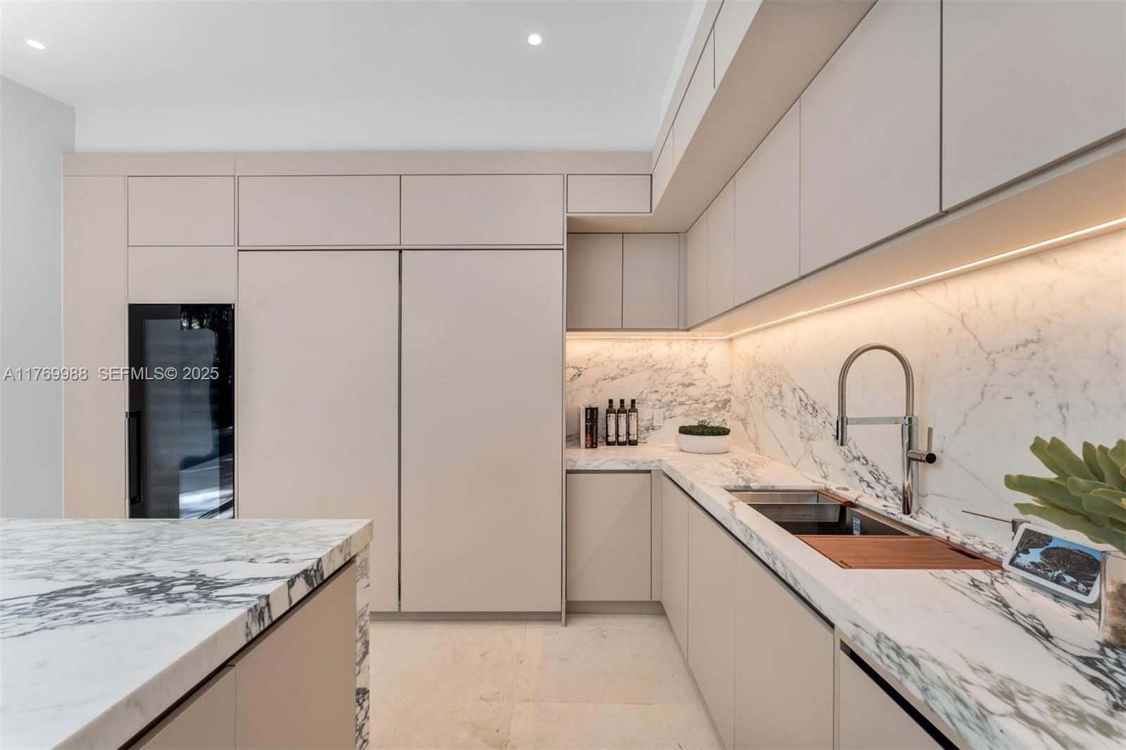 NATOMA MANORS RE SUB - Residential