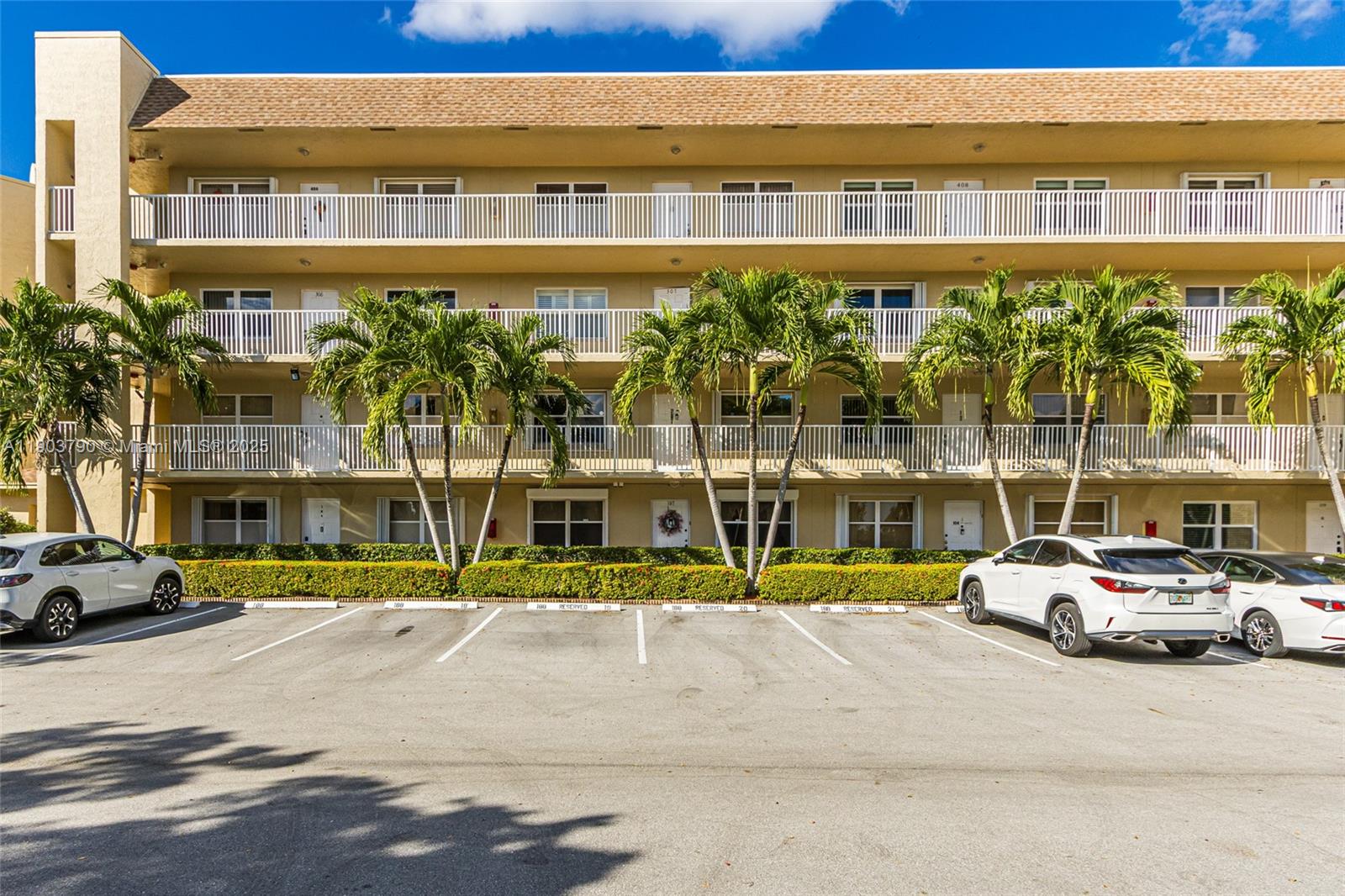 SUNRISE LAKES 188 CONDO - Residential