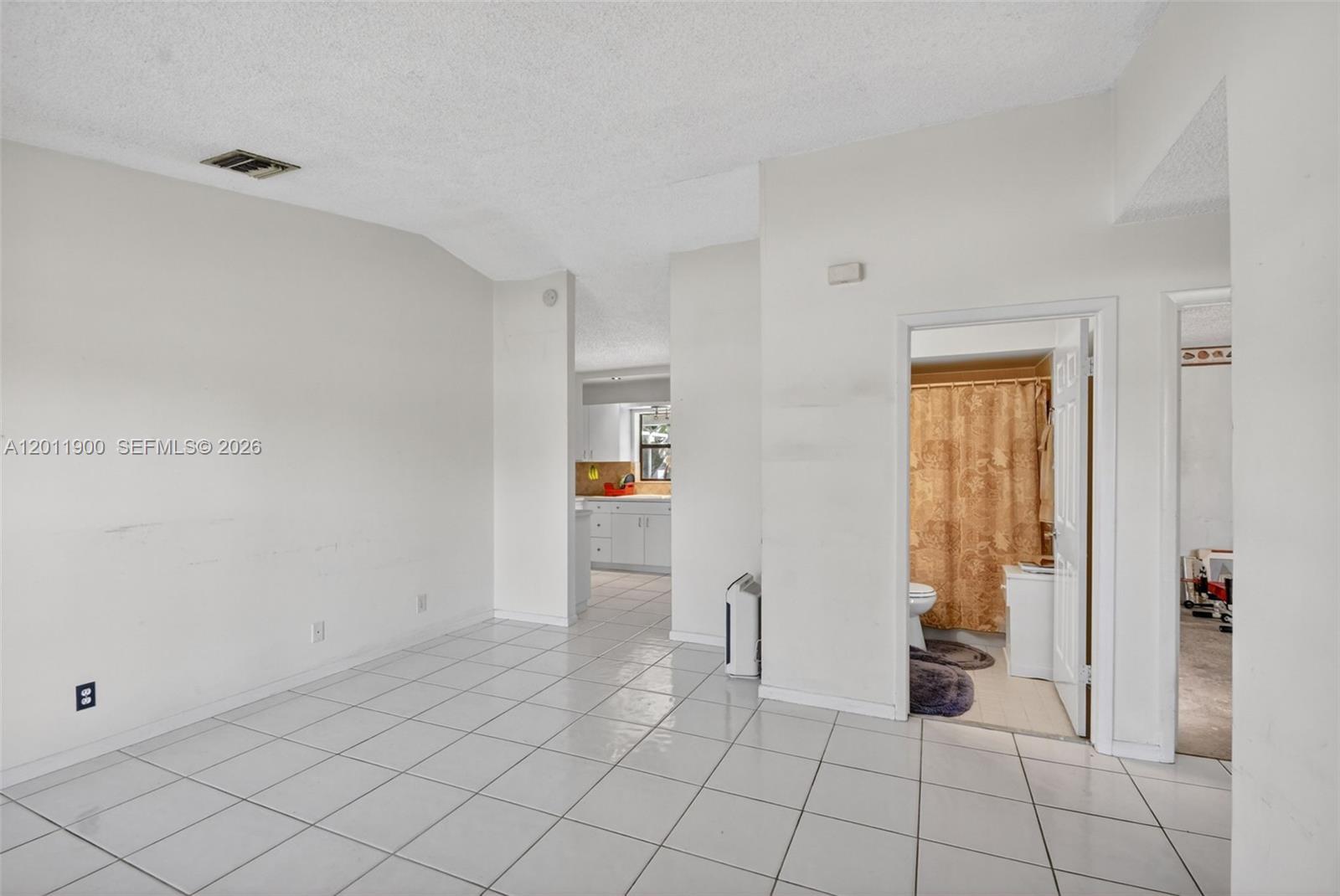 3575 Marlow Ave