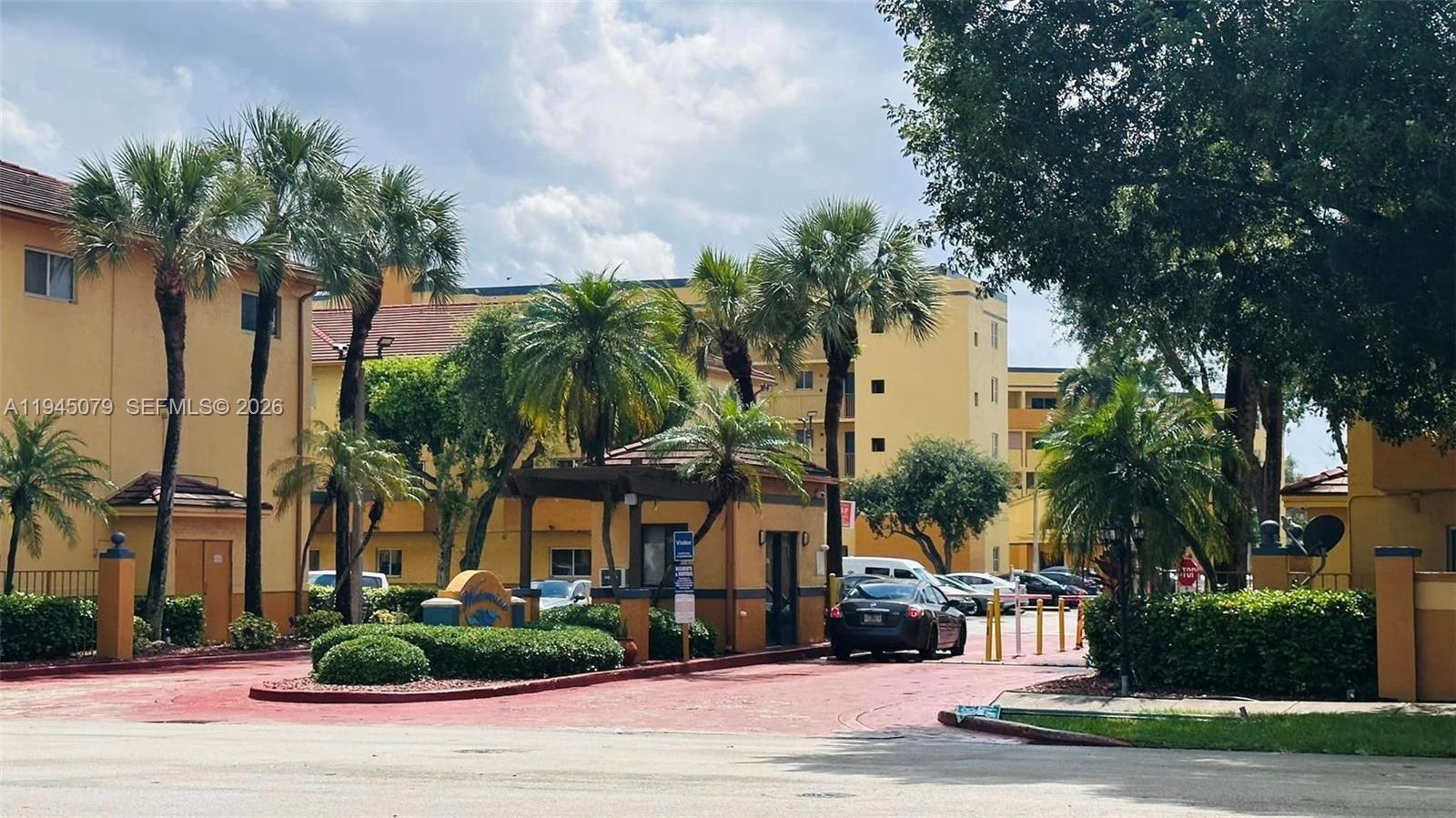 WATERVIEW CONDO - Residential