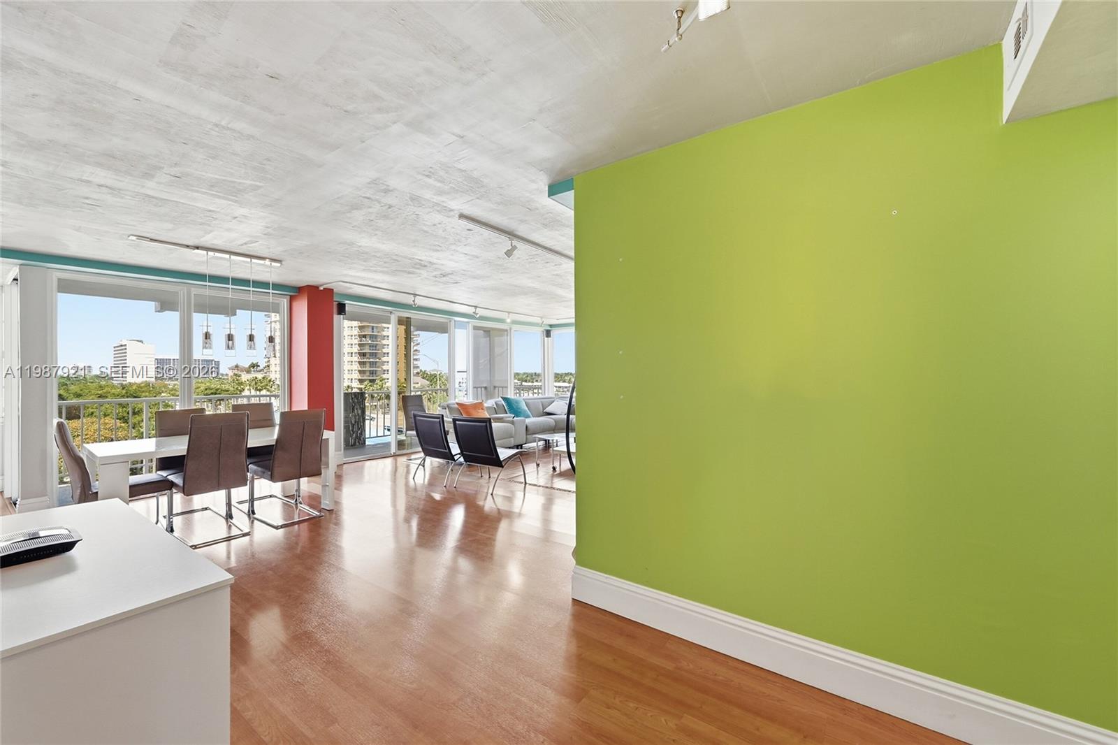 SUNRISE EAST CONDO - Residential