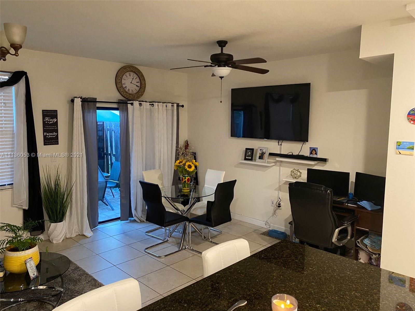COCO PALM ESTATES - Residential