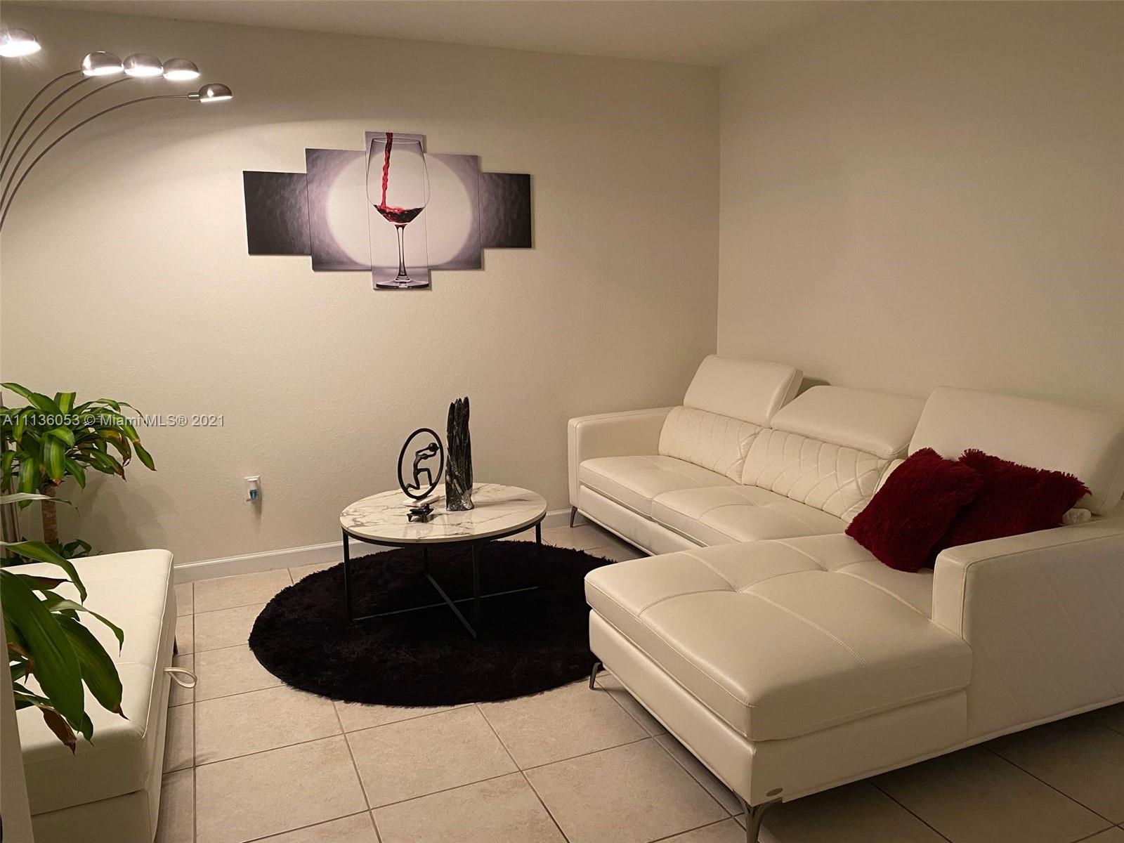 COCO PALM ESTATES - Residential